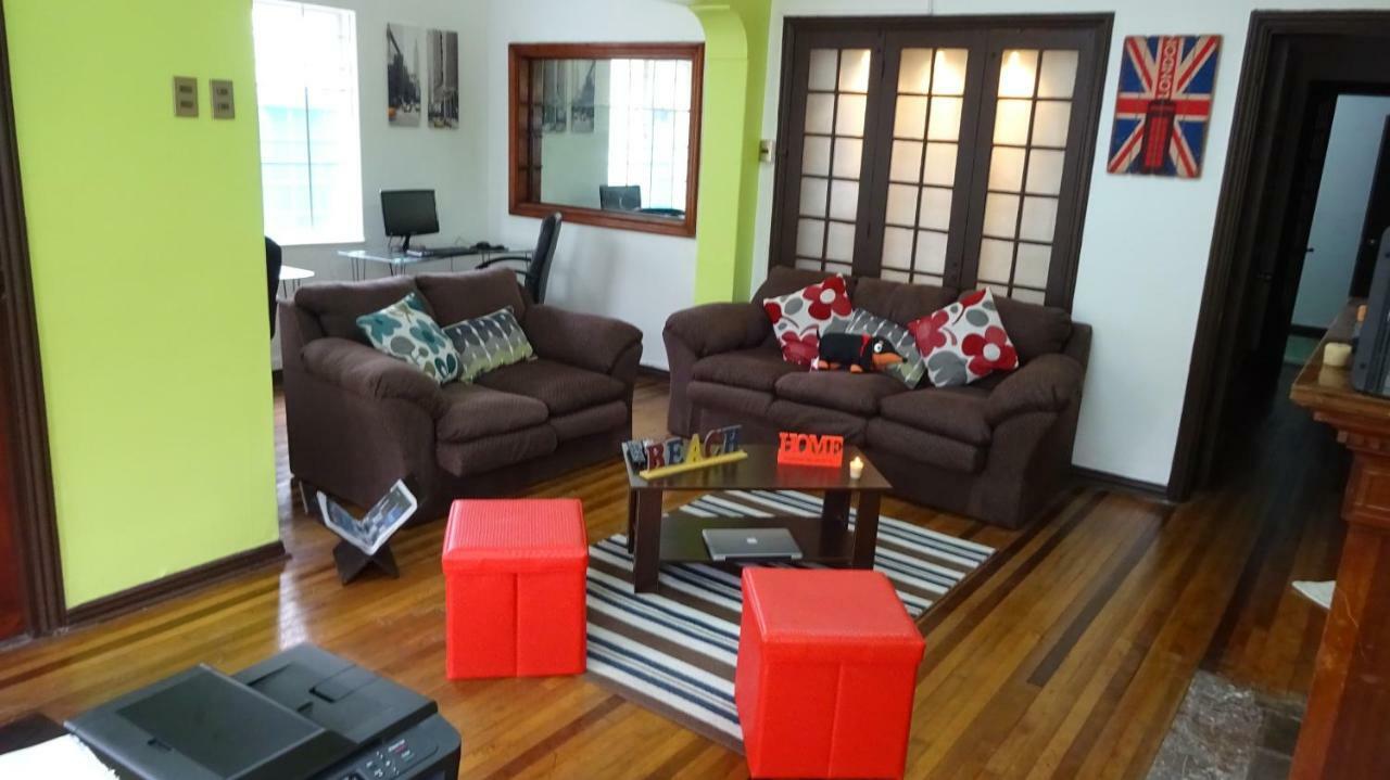 Hostal Viaggio Vina del Mar Bagian luar foto